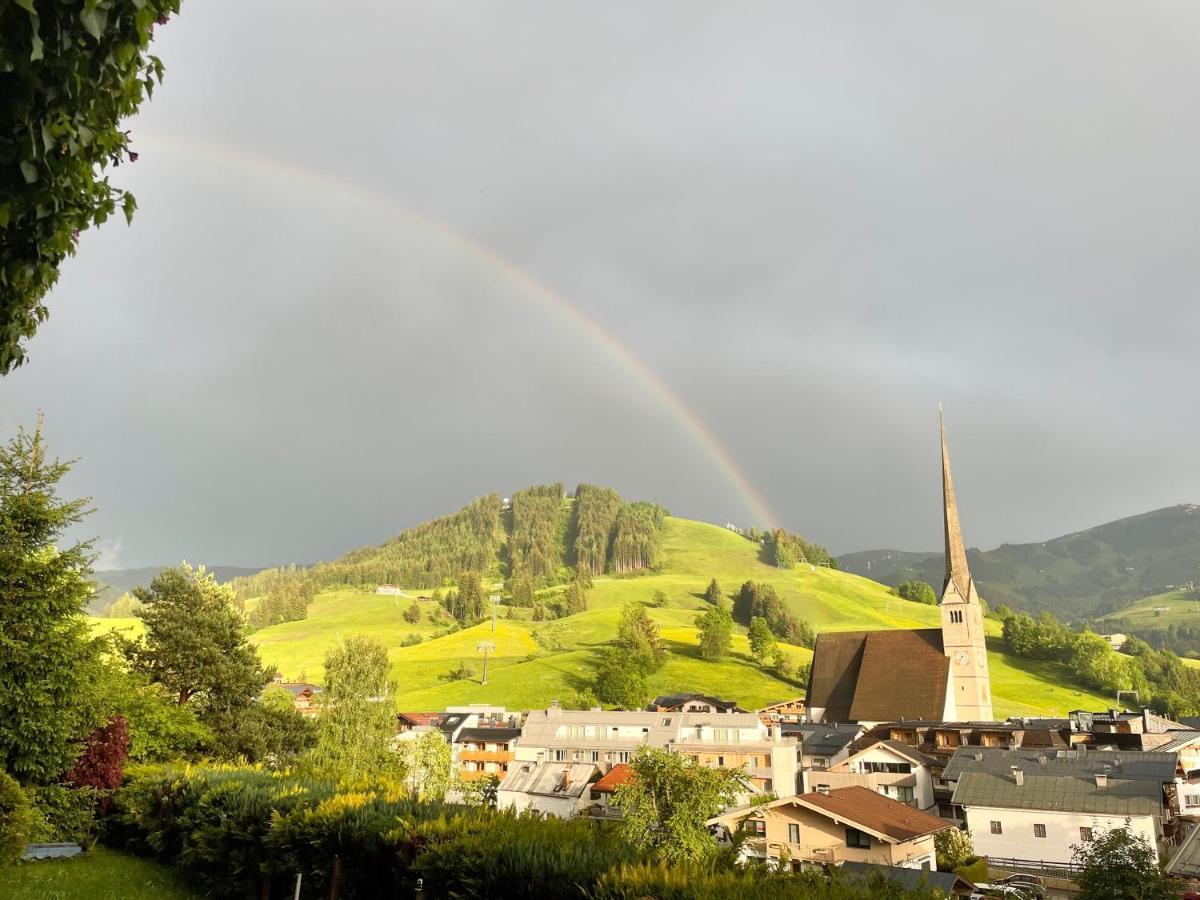 Villa Oxa Maria Alm am Steinernen Meer Buitenkant foto